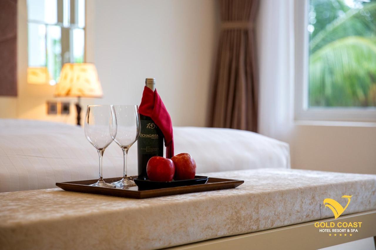 Gold Coast Hotel Resort & Spa Ðồng Hới Buitenkant foto