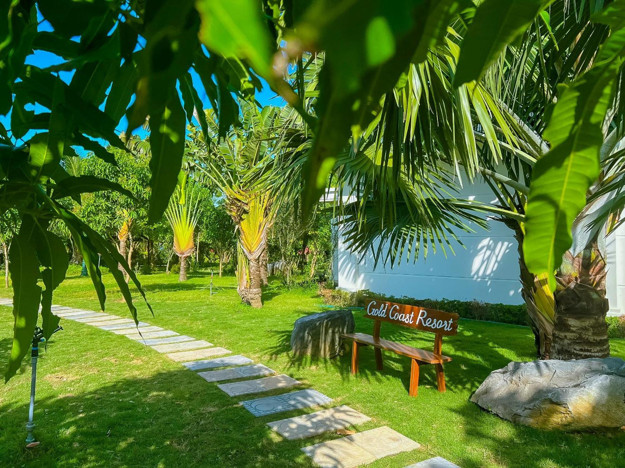 Gold Coast Hotel Resort & Spa Ðồng Hới Buitenkant foto