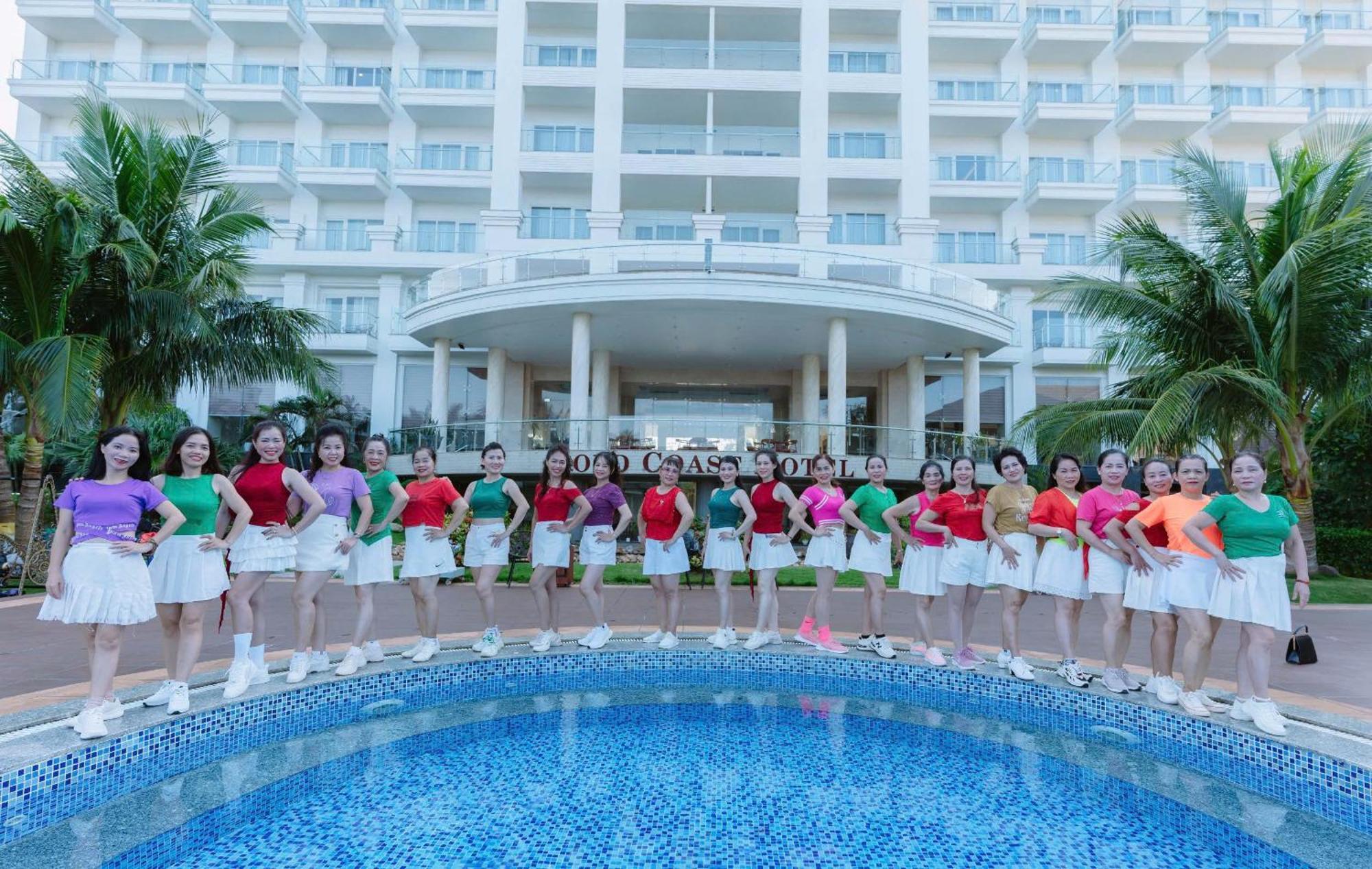 Gold Coast Hotel Resort & Spa Ðồng Hới Buitenkant foto