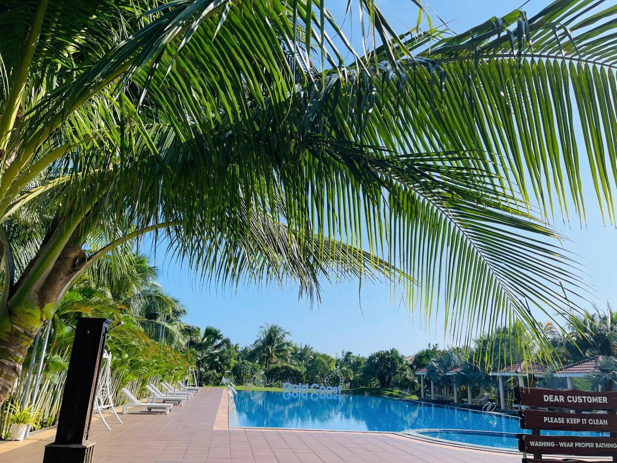 Gold Coast Hotel Resort & Spa Ðồng Hới Buitenkant foto