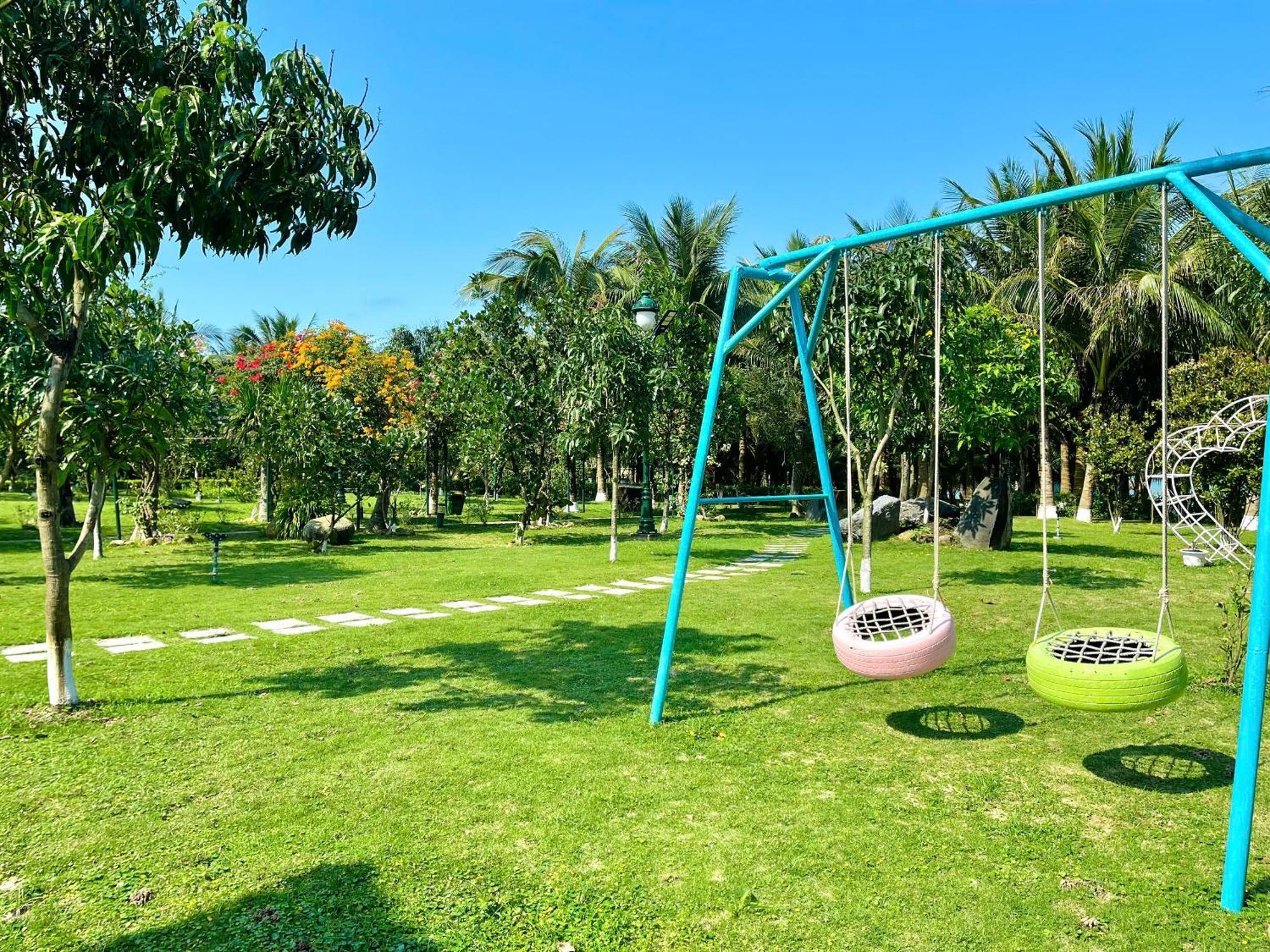 Gold Coast Hotel Resort & Spa Ðồng Hới Buitenkant foto