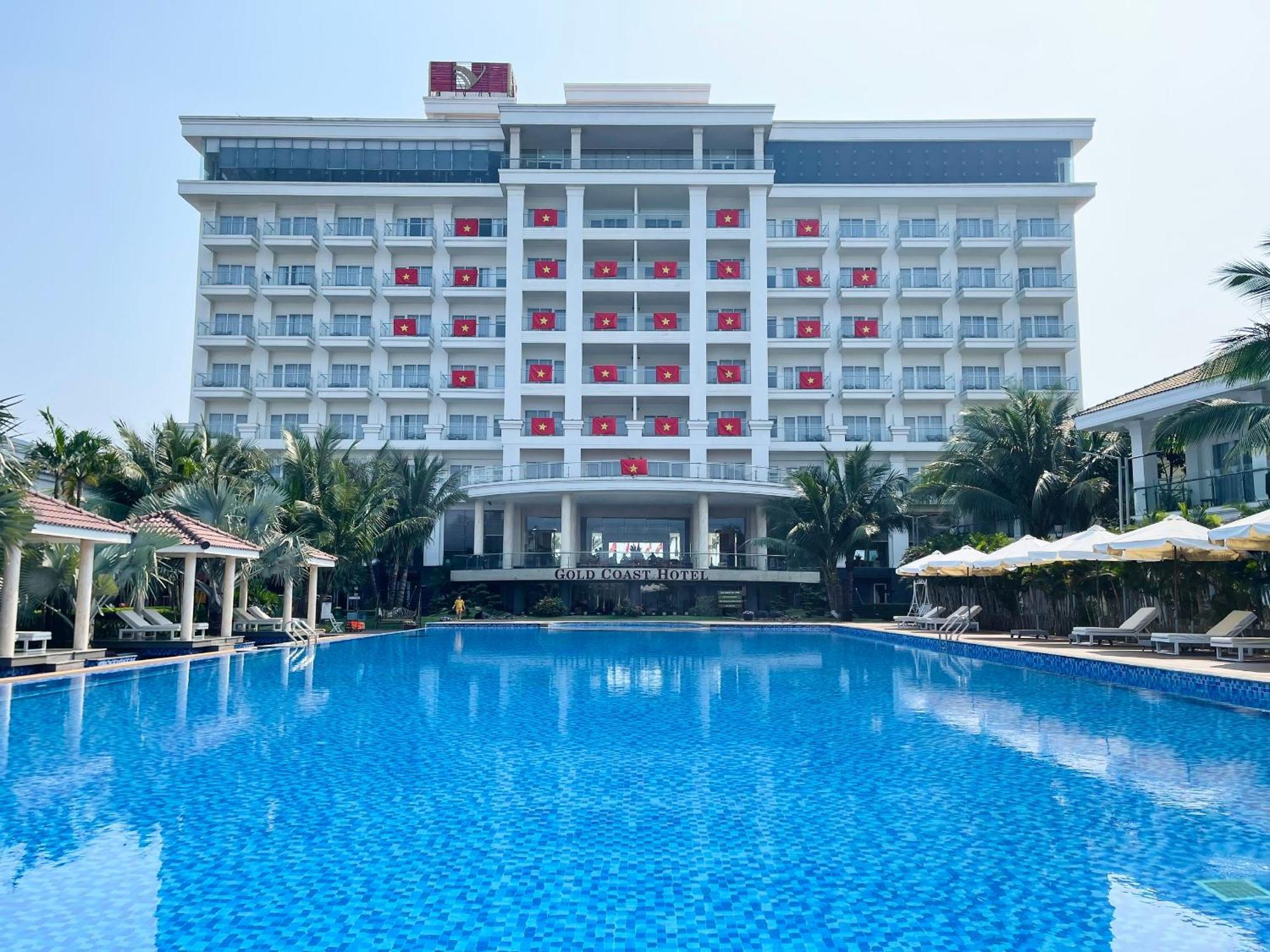Gold Coast Hotel Resort & Spa Ðồng Hới Buitenkant foto
